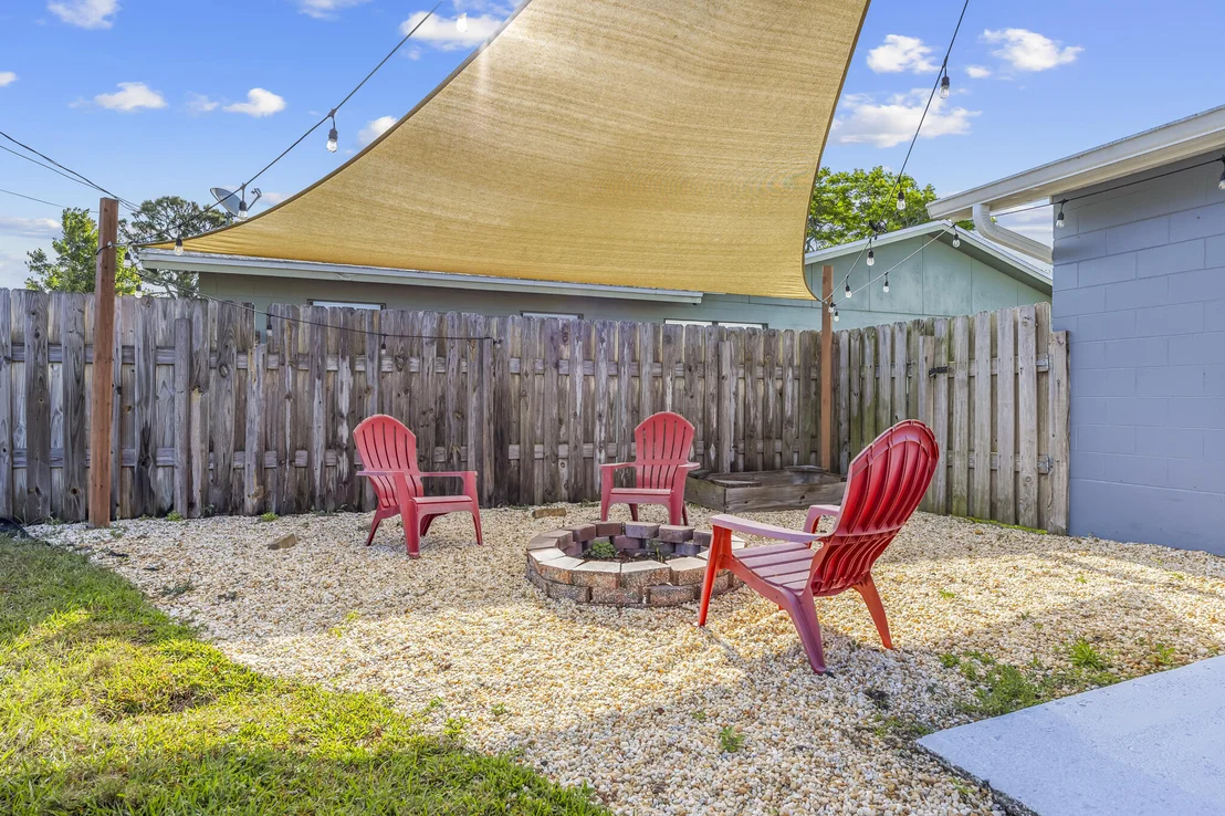 Photo of 864 Kings Post Road