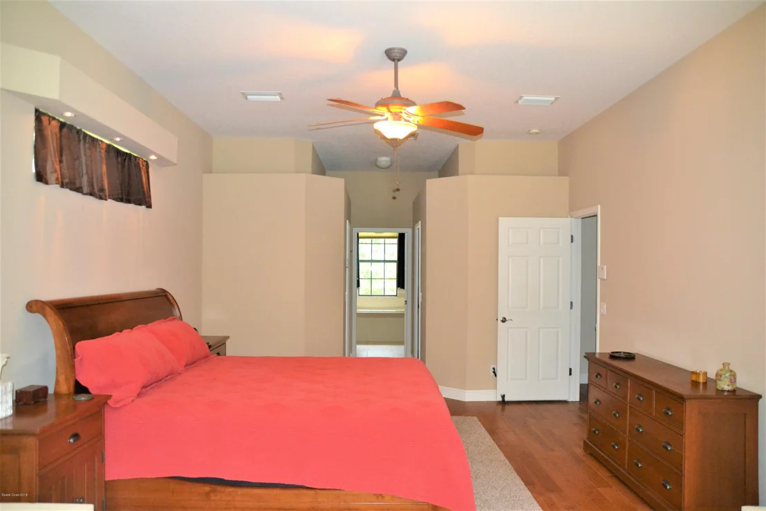 Photo of 2455 Woods Lane