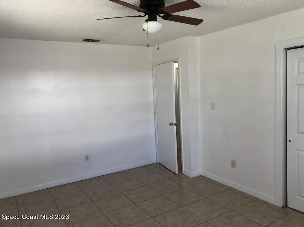 Photo of 5434 Jamaica Road