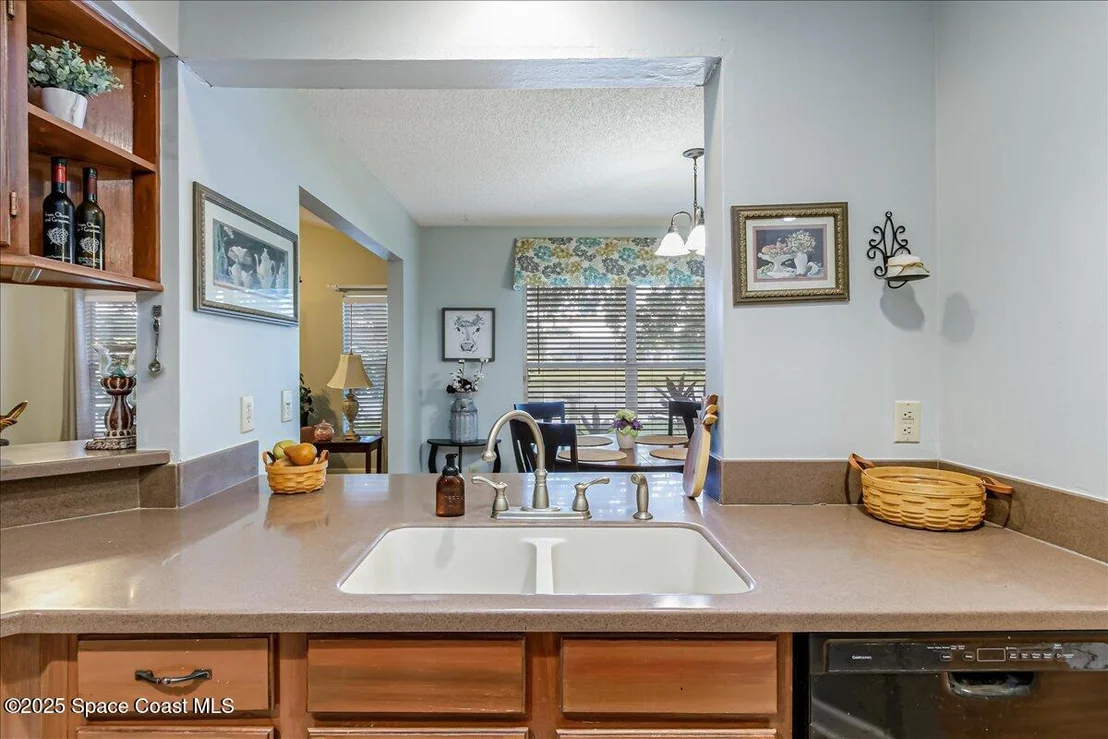 Photo of 4351 Silver Lake Drive