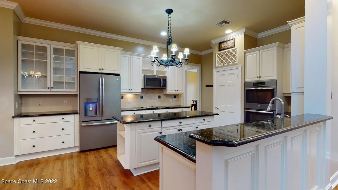 Photo of 3935 Hidden Oaks Lane