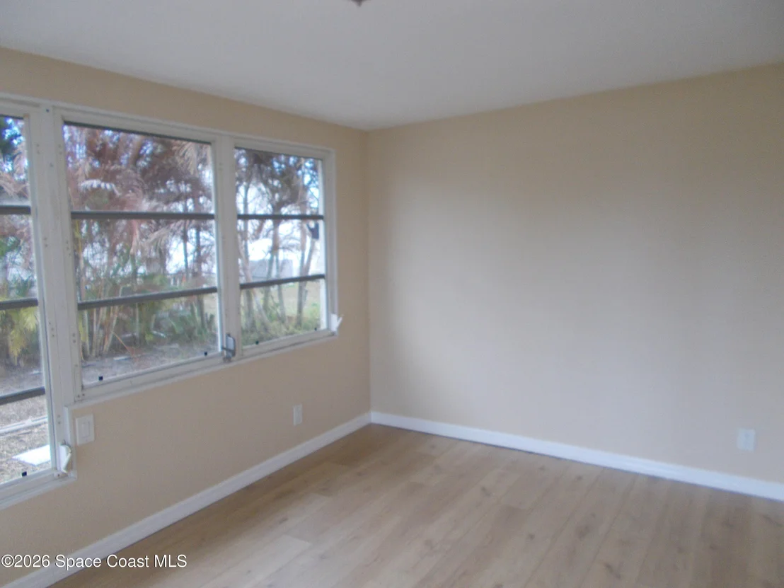 Photo of 932 Cashew Circle W