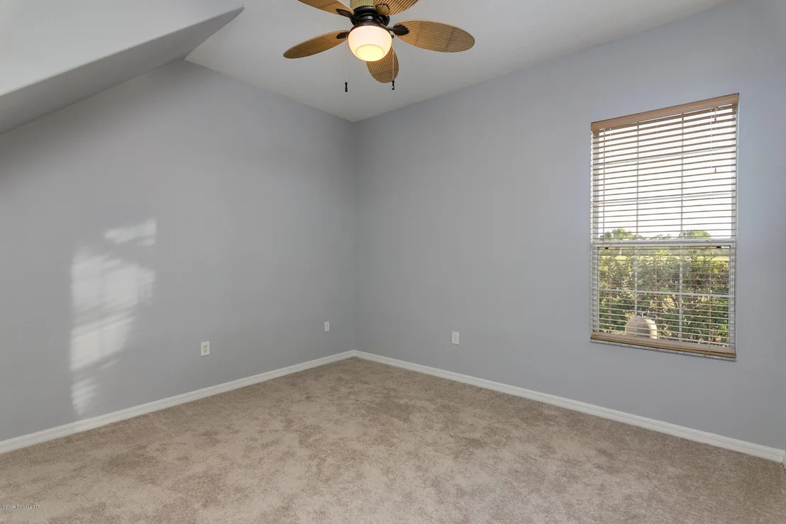 Photo of 2118 Windbrook Drive SE