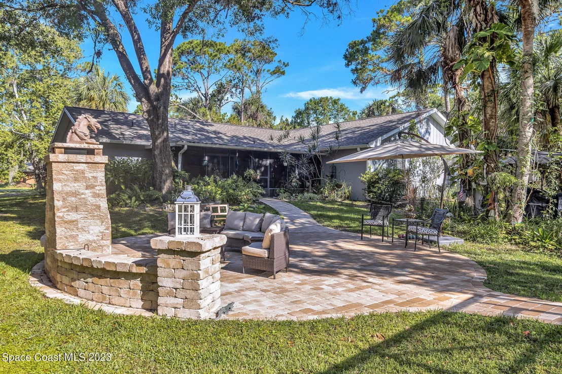 Photo of 2365 Homestead Lane