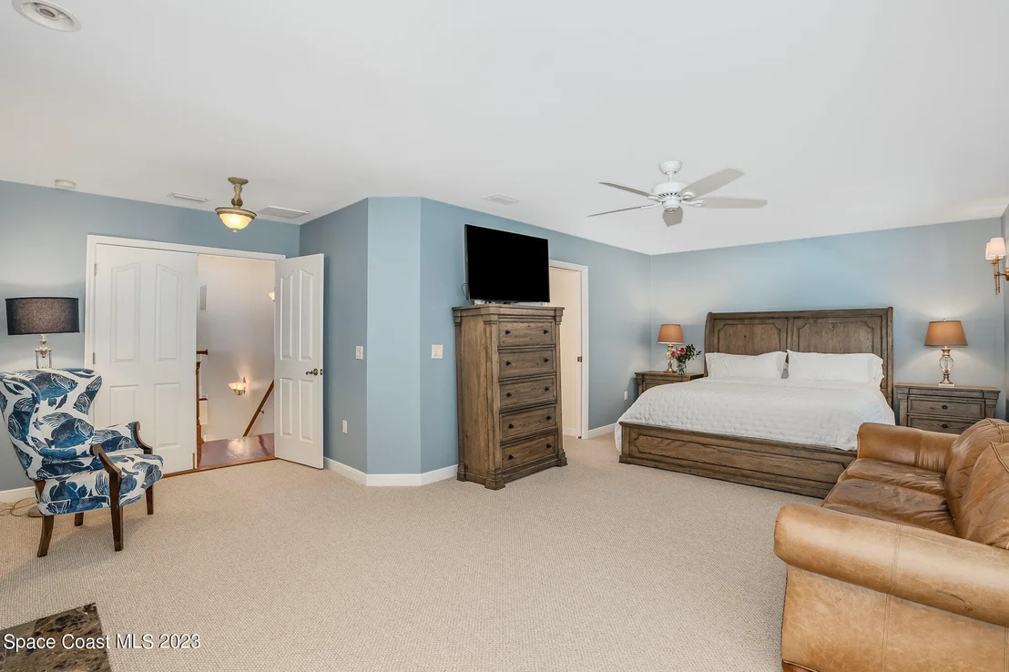 Photo of 320 2nd Avenue