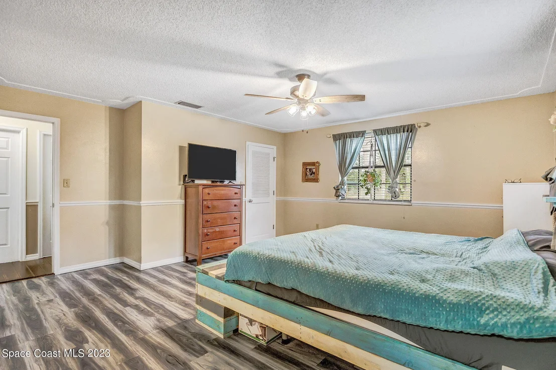 Photo of 2281 Friday Road