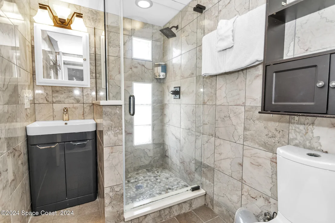 Photo of 492 Dempsey Drive