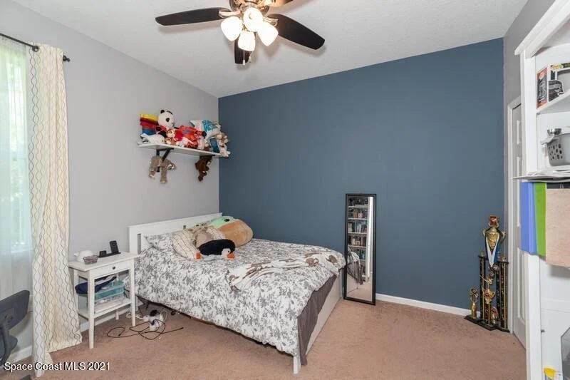 Photo of 276 SE Abernathy Circle