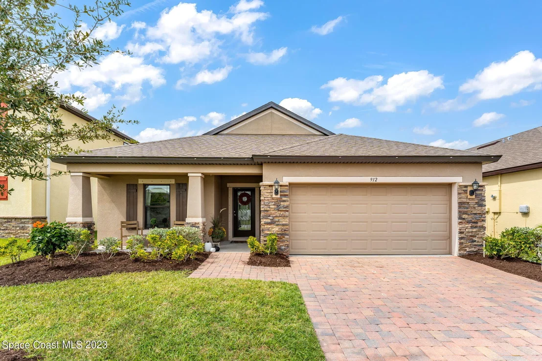 Photo of 912 Peta Way