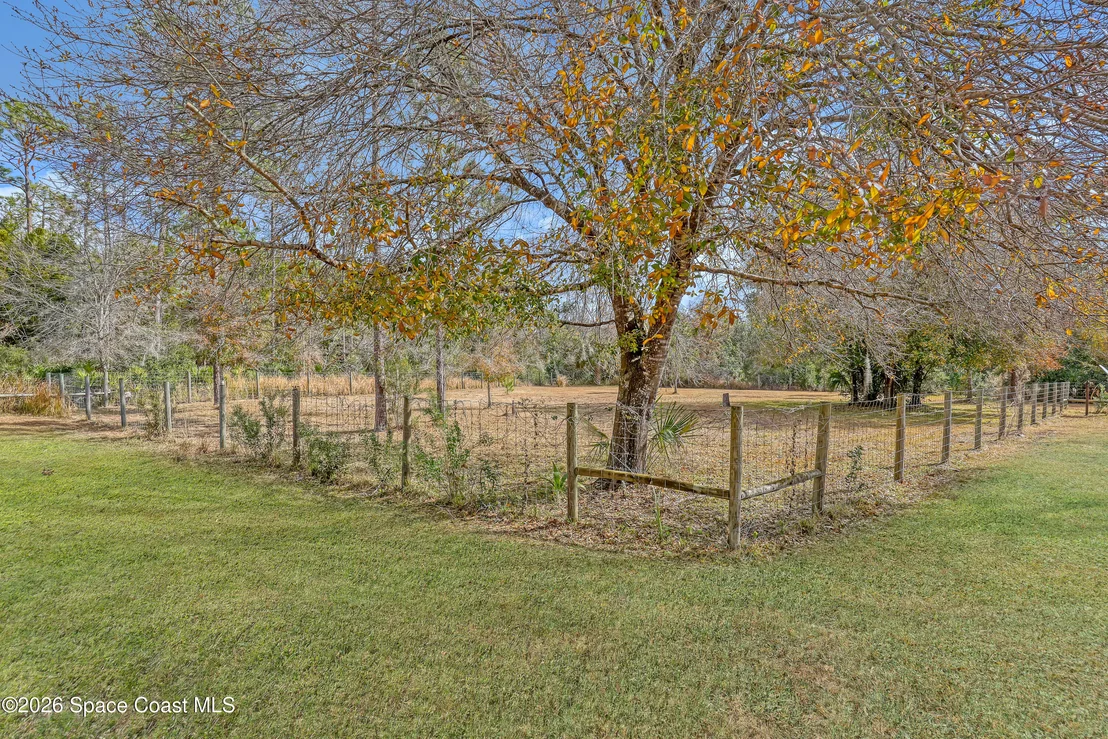 Photo of Unit 91 at 32801 Us Highway 441 Highway N
