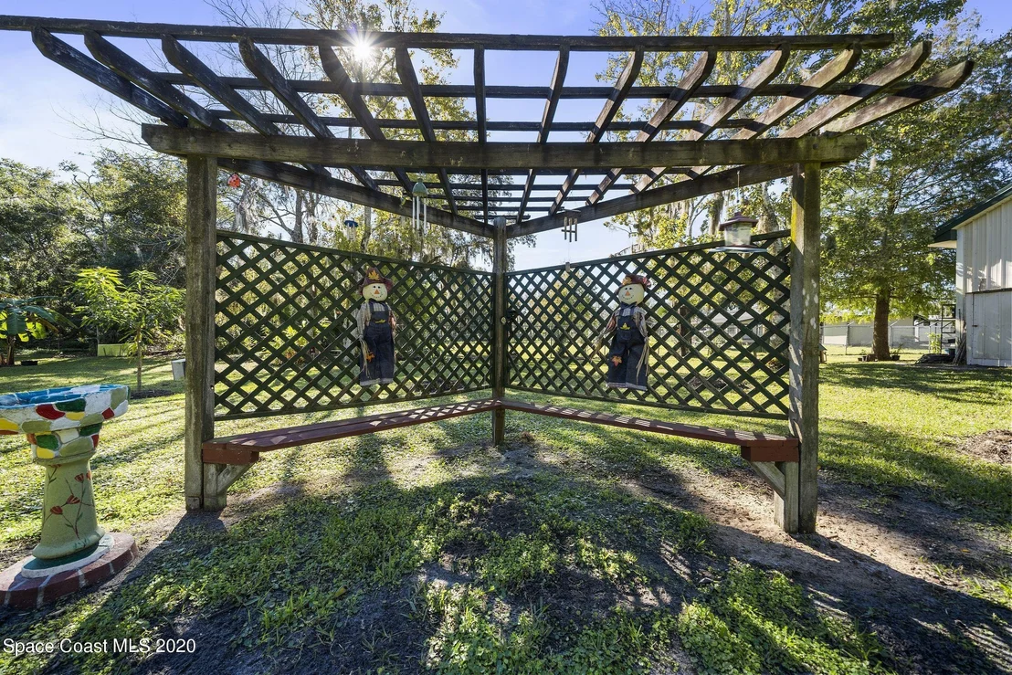 Photo of 1460 Cox Road
