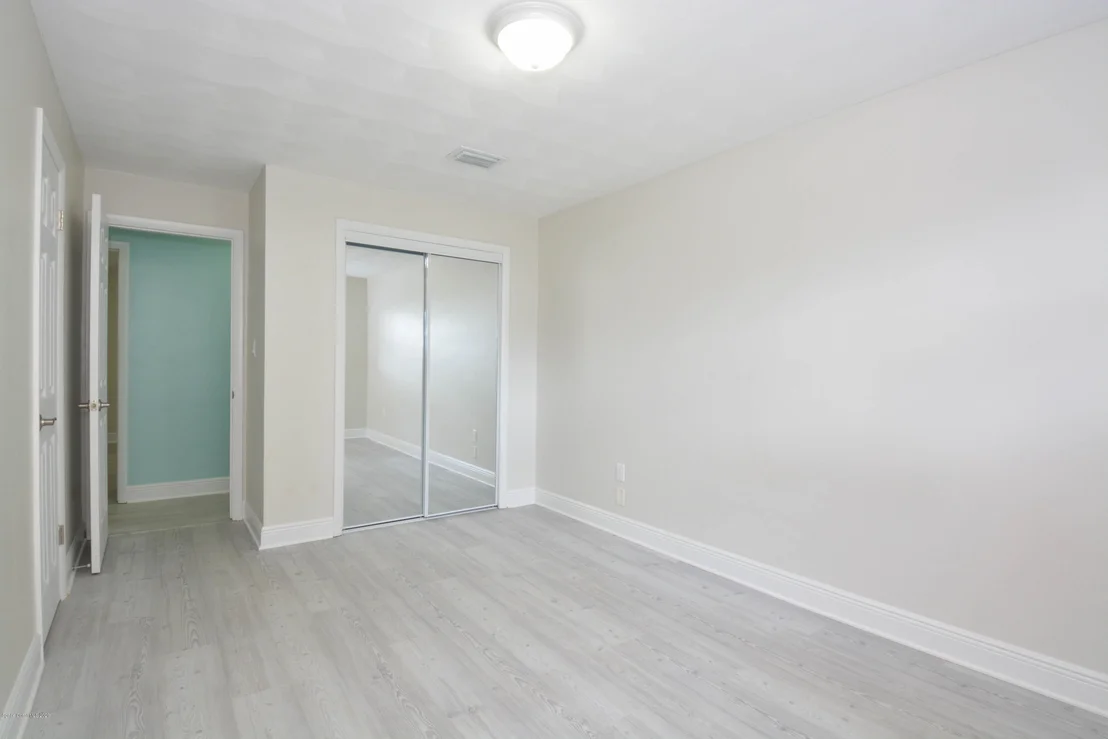 Photo of 460 Oak Ridge Drive