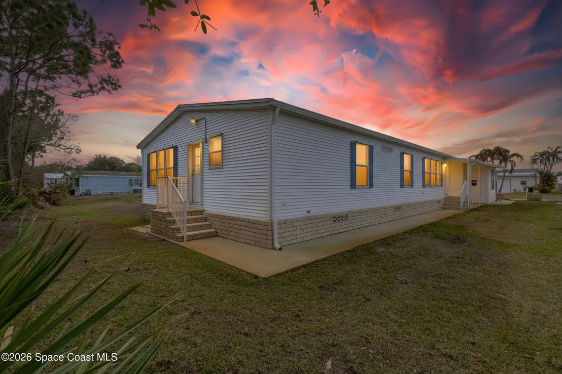 Photo of 859 Tamarind Circle