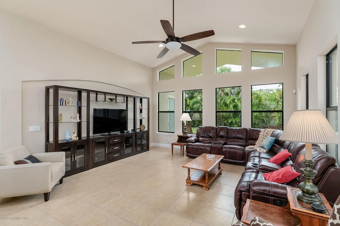 Photo of 274 Point Lobos Drive