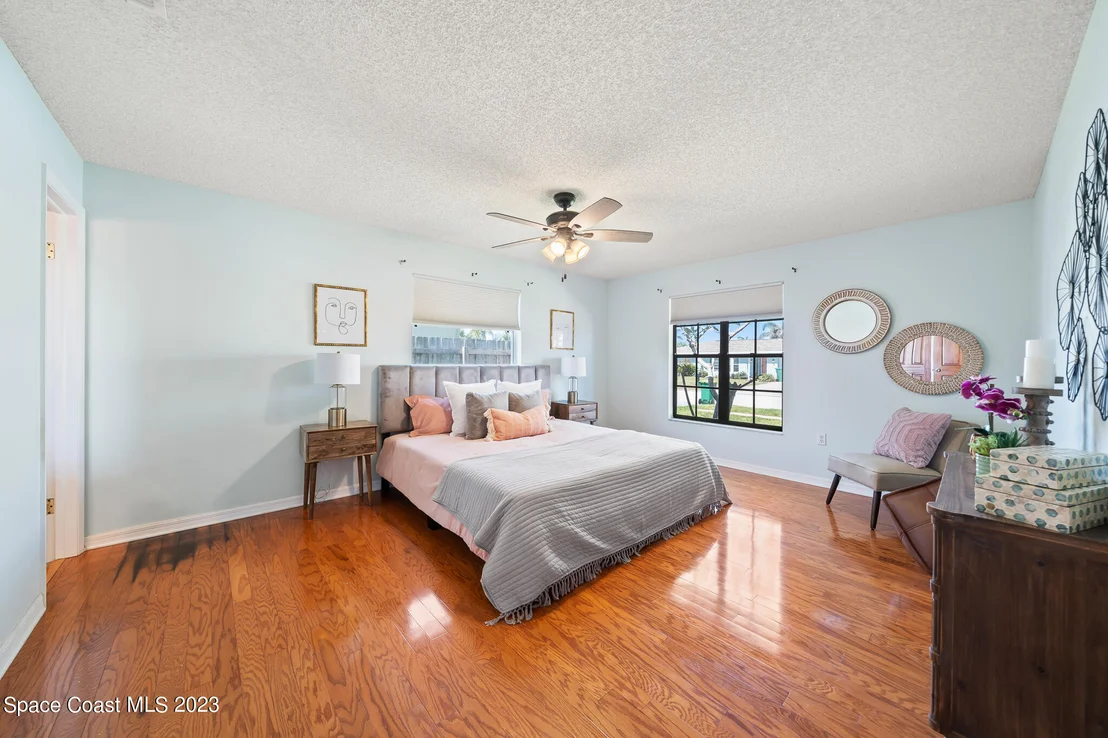 Photo of 715 Hibiscus Drive
