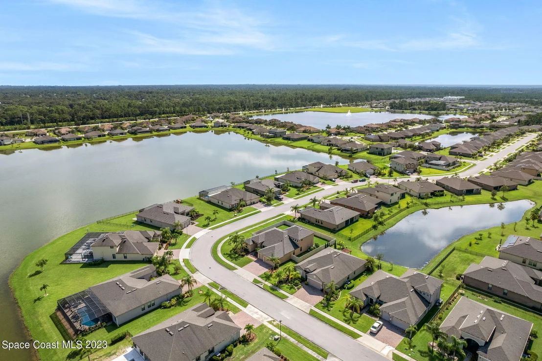 Photo of 3380 Watergrass Street