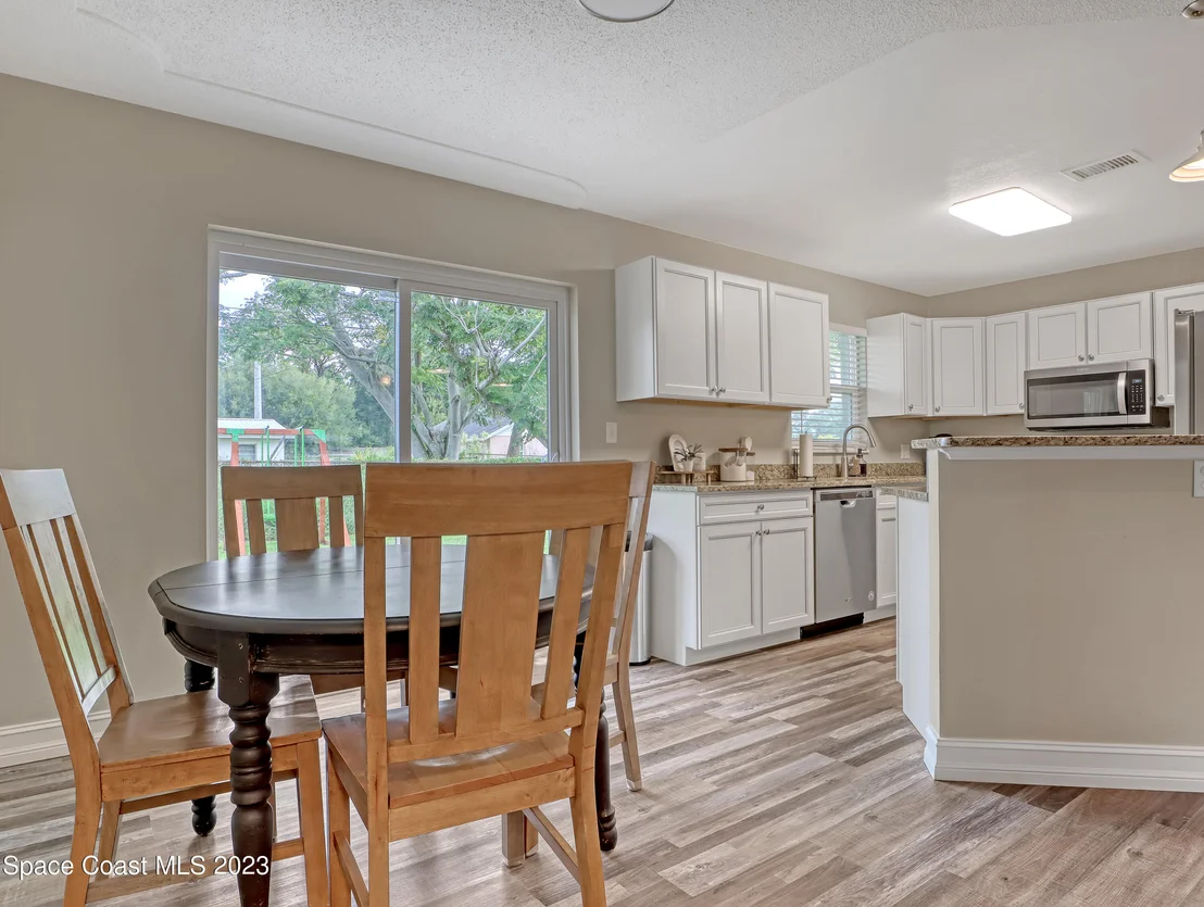 Photo of 3190 Argyle Road