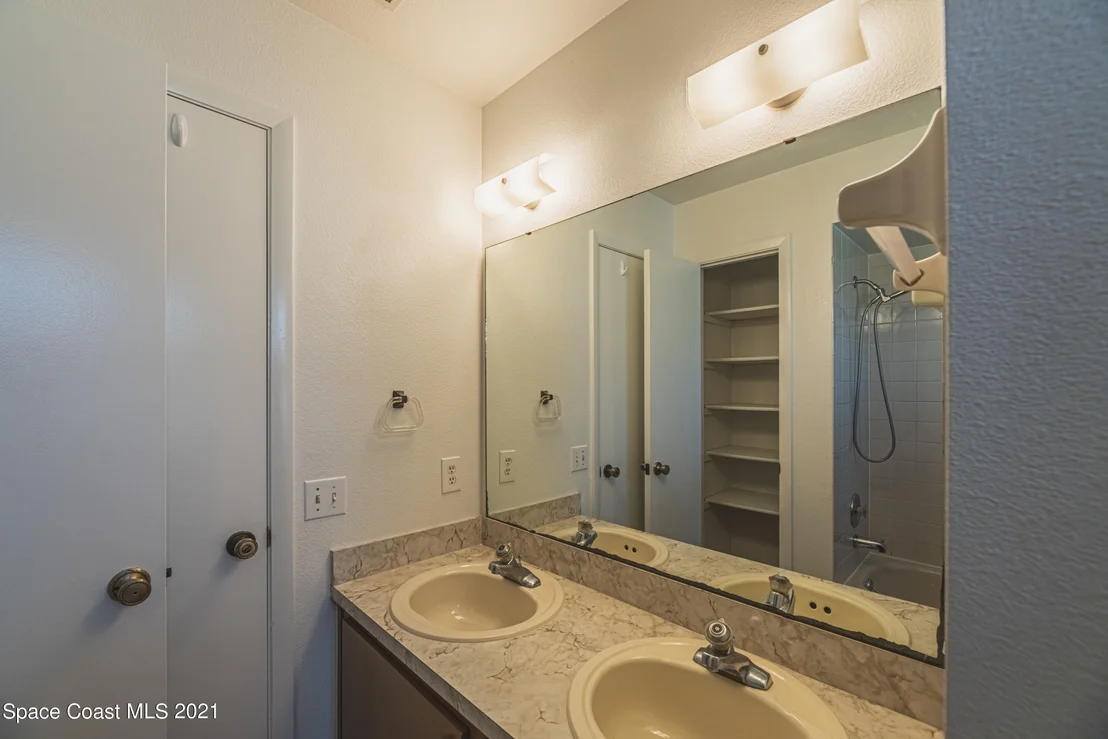 Photo of 2021 Tallpine Road