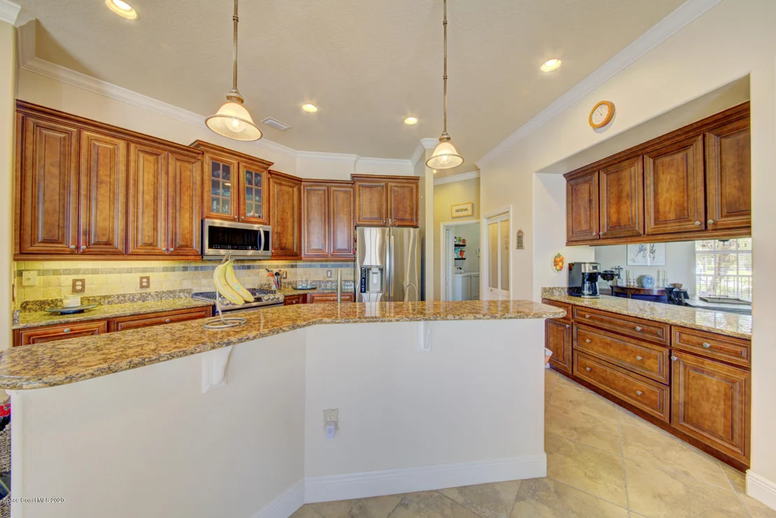 Photo of 2084 Botanica Circle