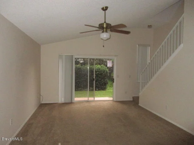 Photo of 834 NE Wateroak Drive