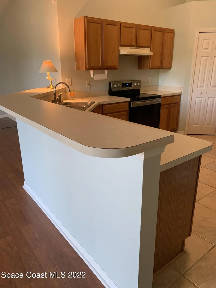 Photo of 982 Shaw Circle
