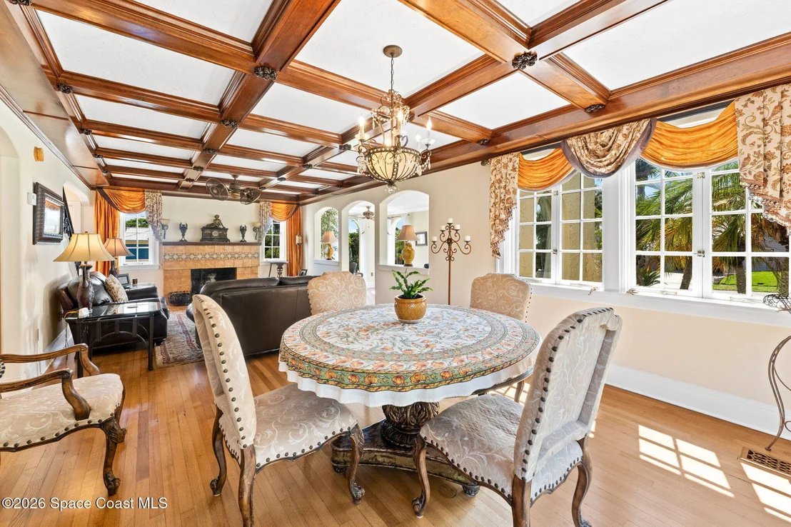 Photo of 2105 Mac Farland Drive