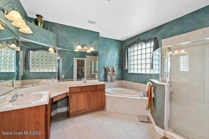 Photo of 3577 Peninsula Circle