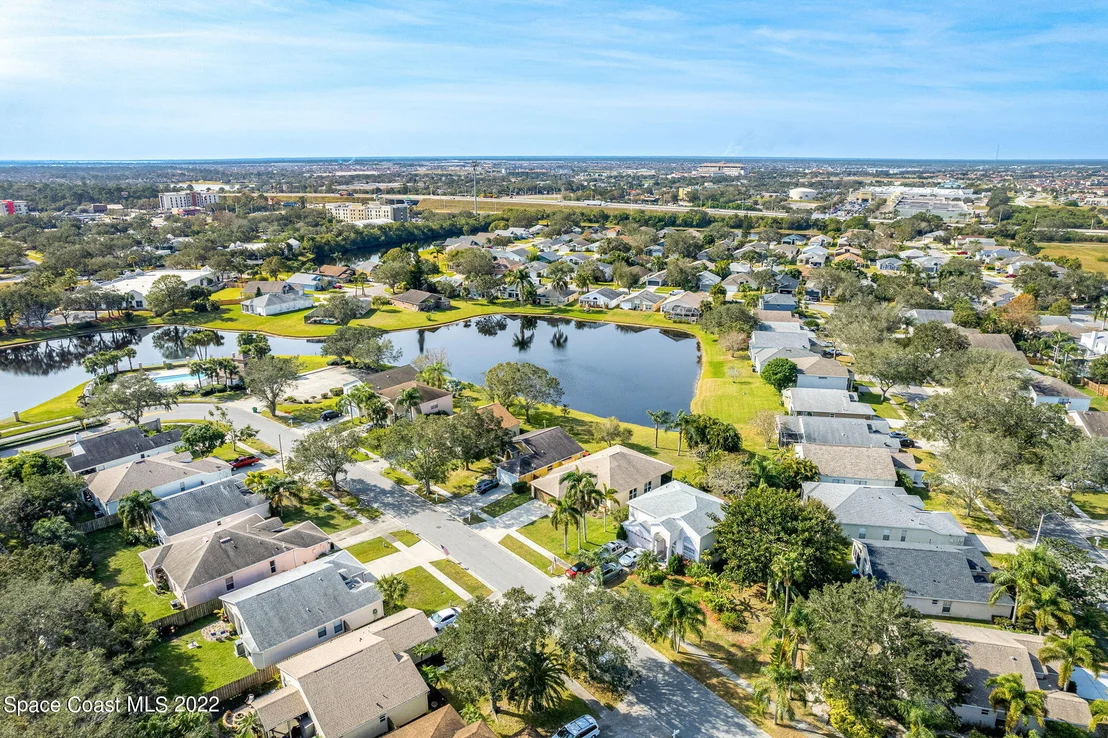 Photo of 7031 Hammock Trace Drive