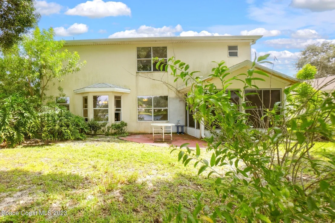 Photo of 6976 Hammock Lakes Drive
