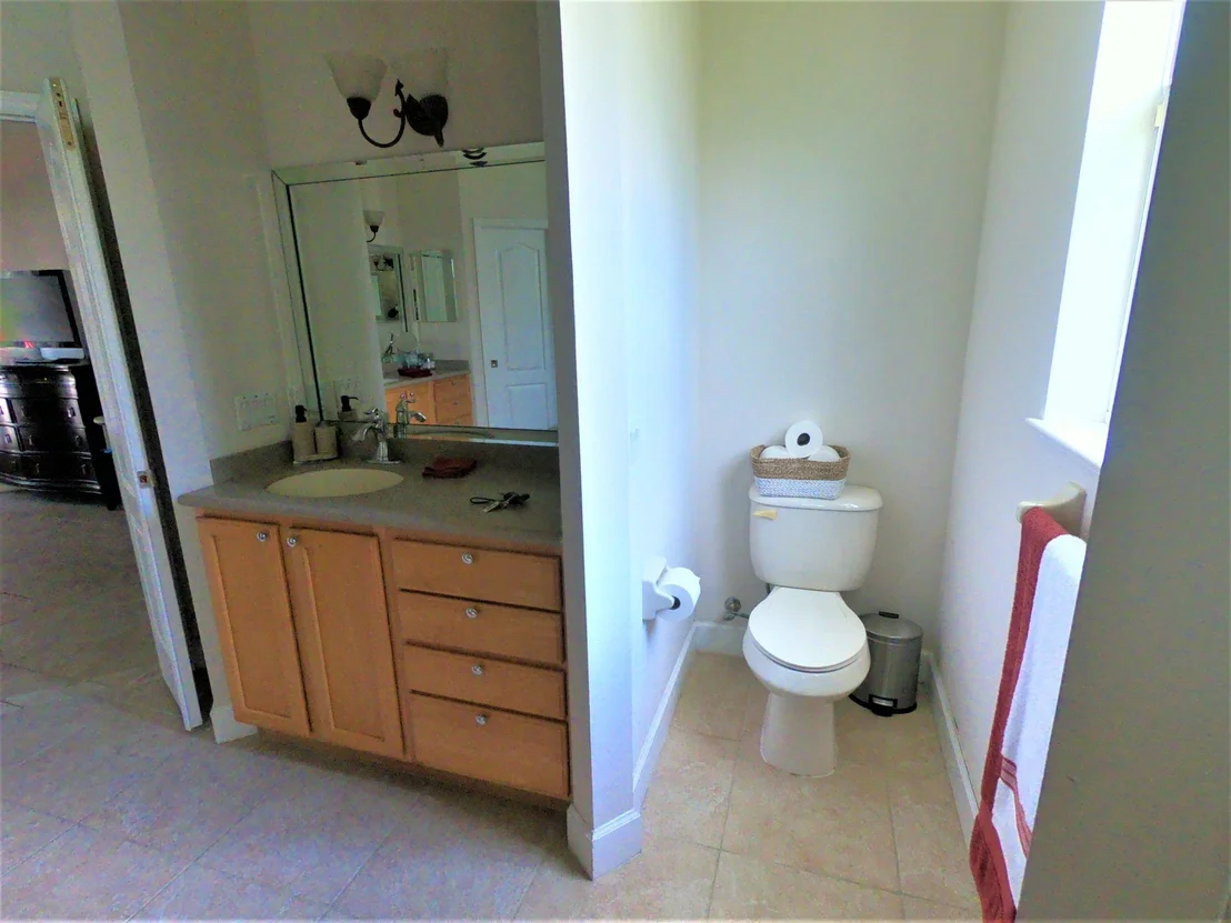 Photo of 1035 Starling Way