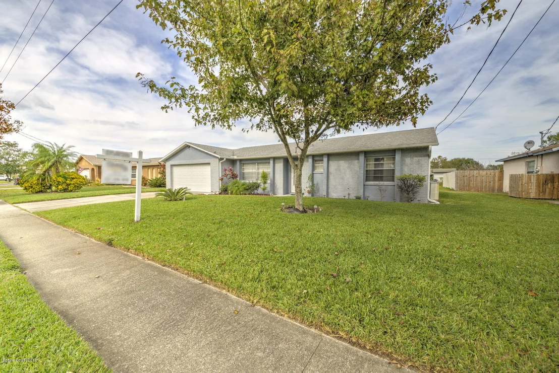 Photo of 1008 Sycamore Drive