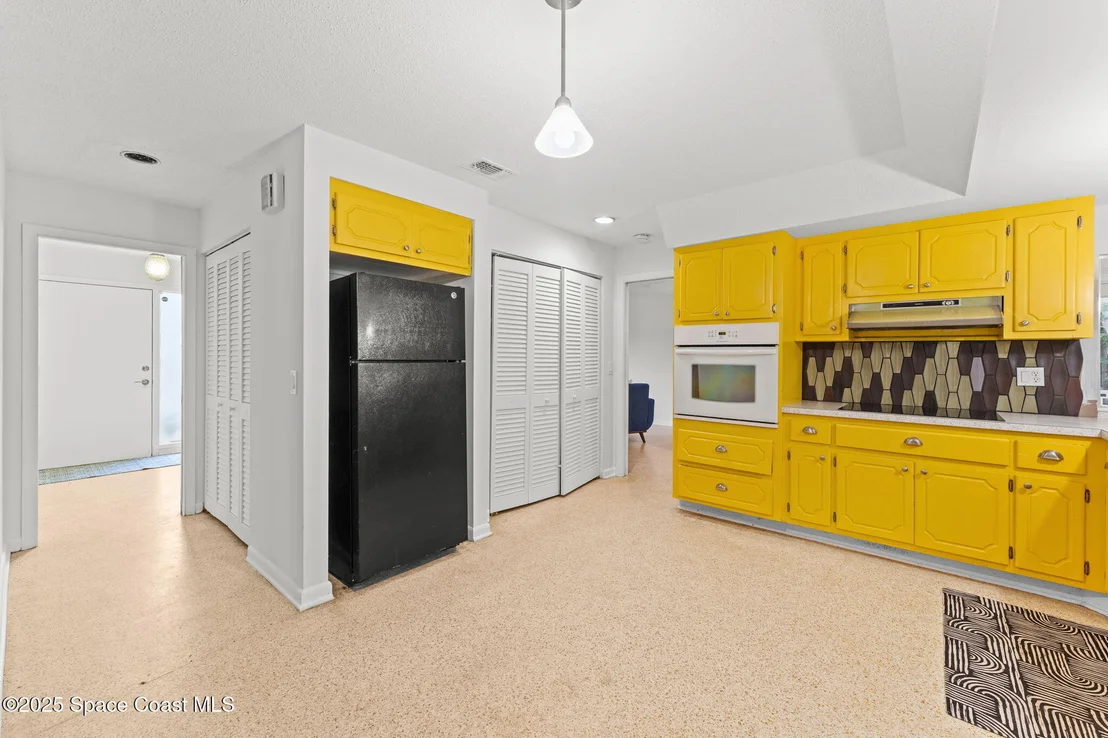 Photo of 215 Southgate Boulevard