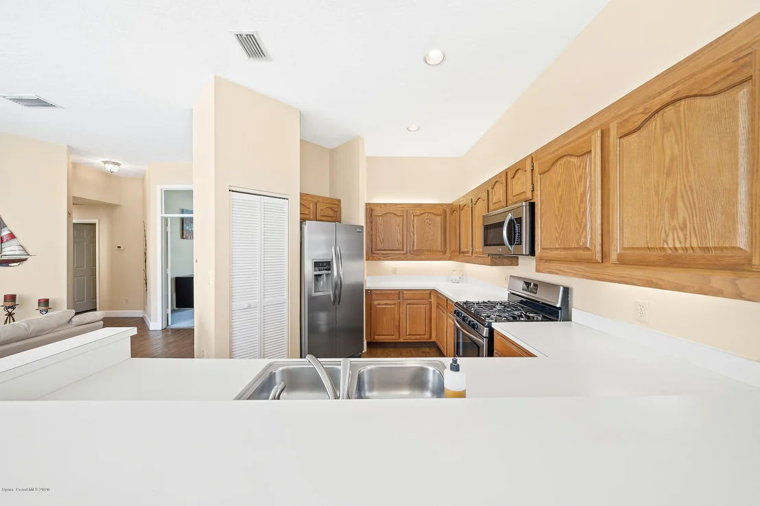Photo of 4355 Canard Road