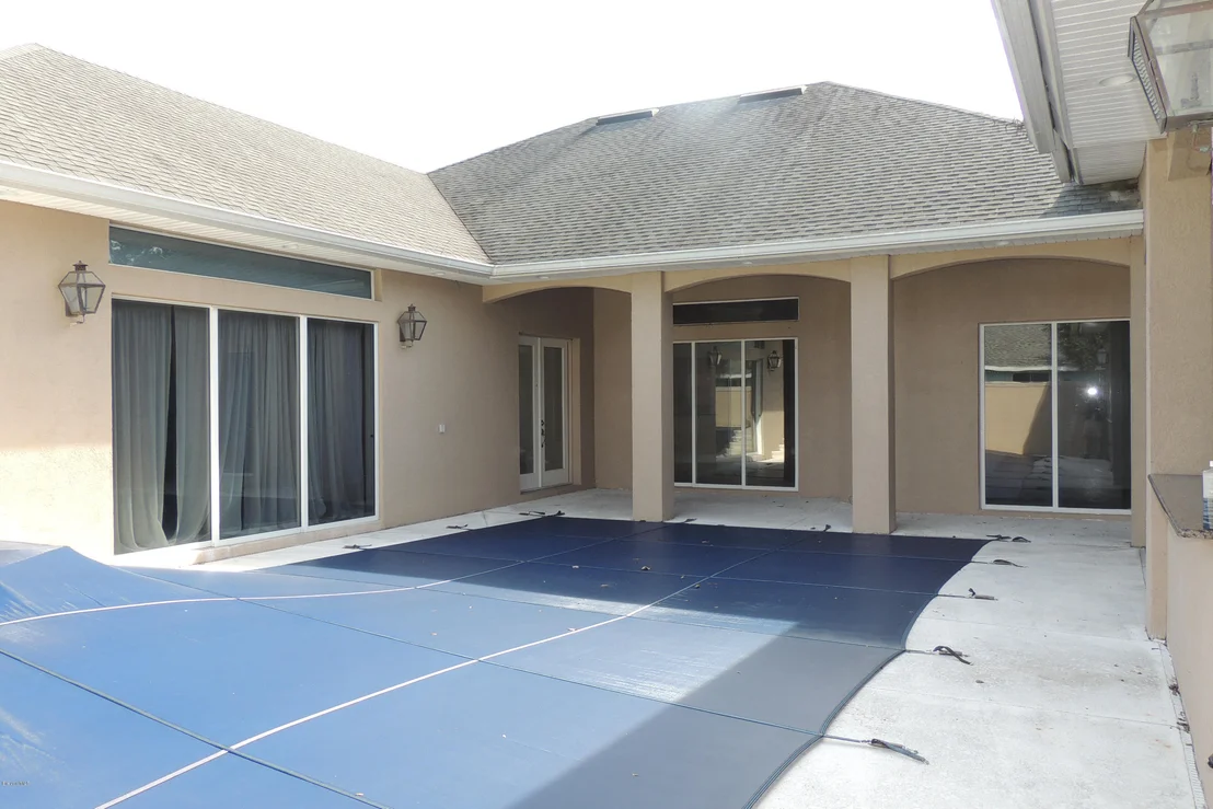 Photo of 1120 NE Riviera Drive