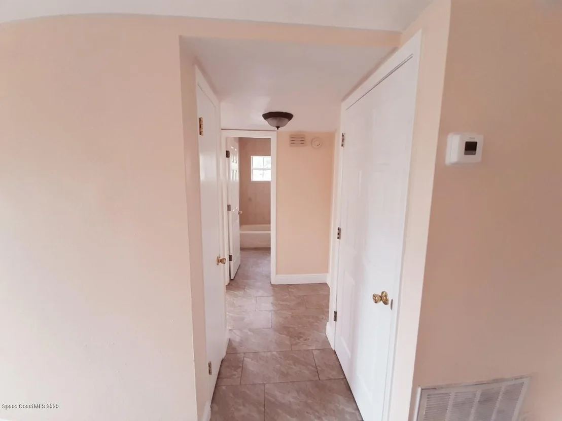 Photo of 8473 Sheridan Road