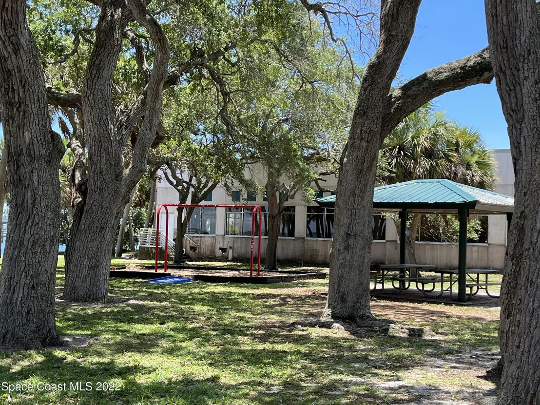 Photo of 1707 Avocado Avenue