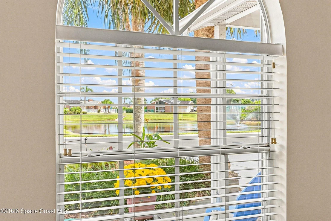 Photo of 910 Cross Lake Drive