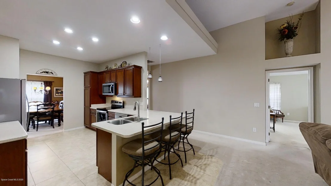 Photo of 1670 Rustic Way