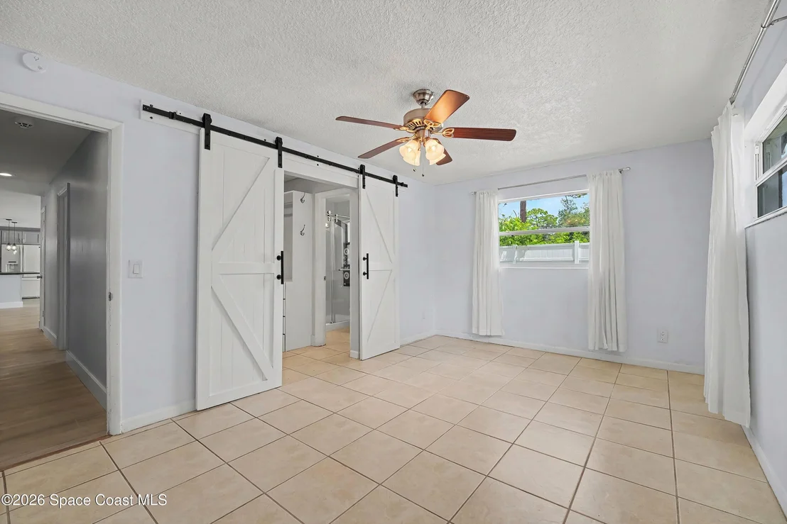 Photo of 1012 Fairway Lane
