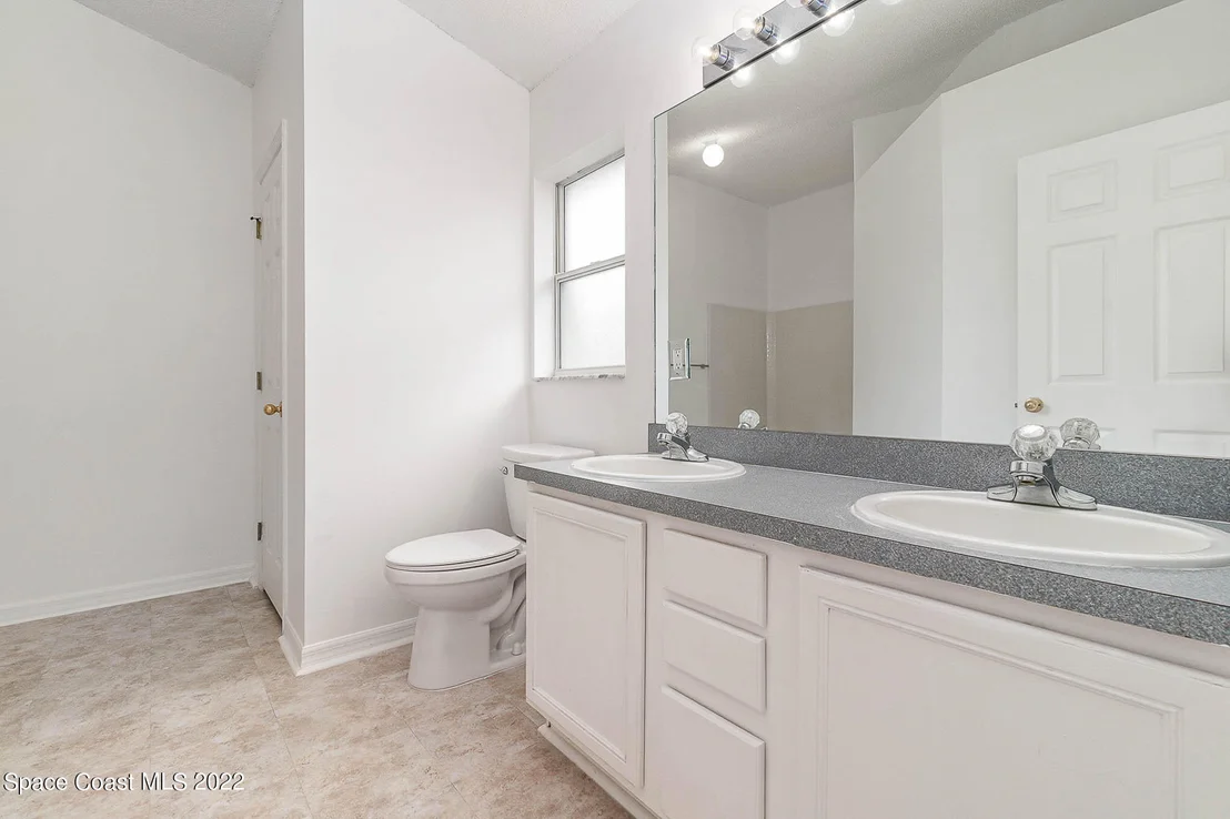 Photo of 2630 Stratford Pointe Drive