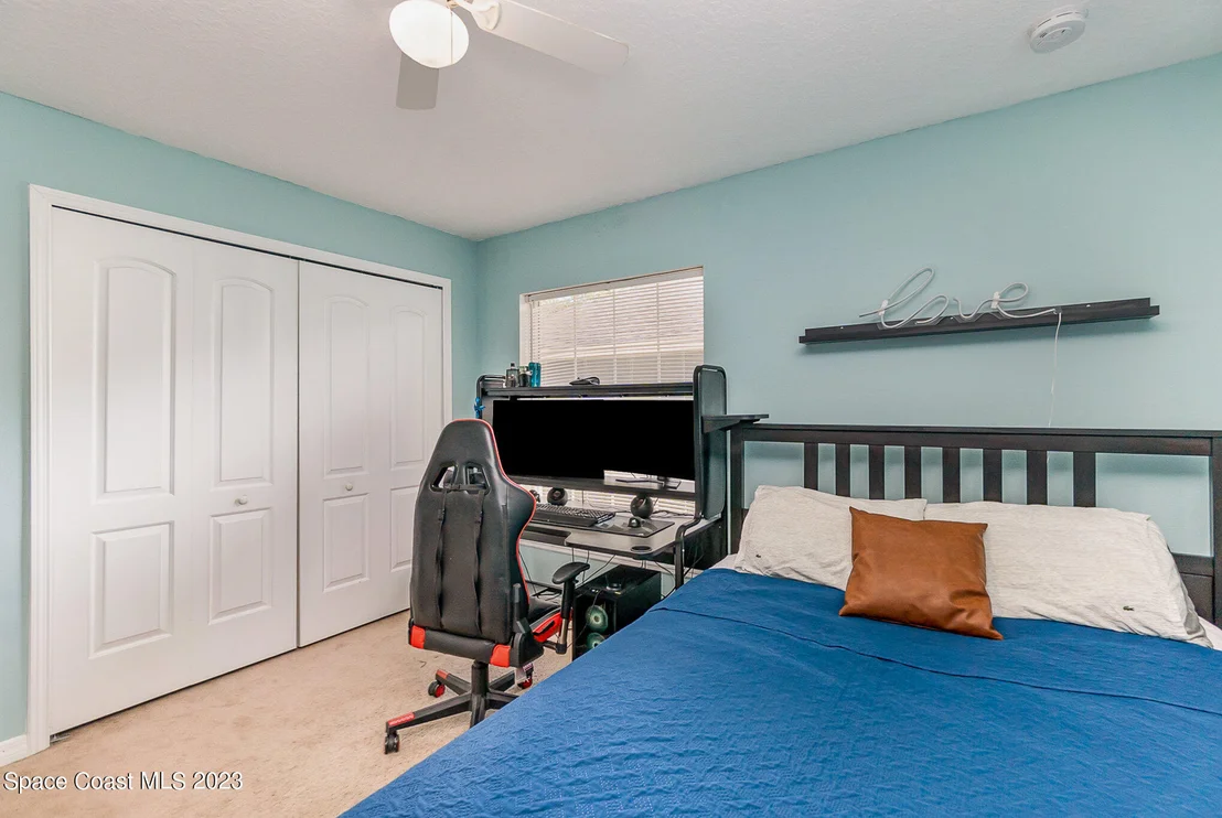 Photo of 11047 Oakshore Lane