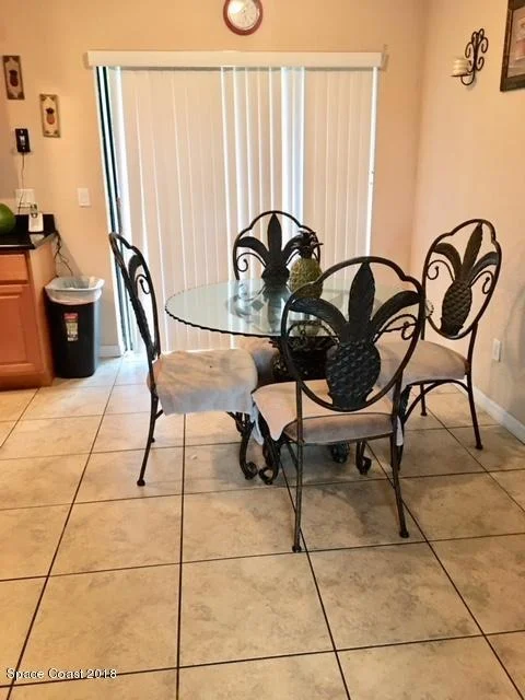 Photo of 1279 Estridge Drive