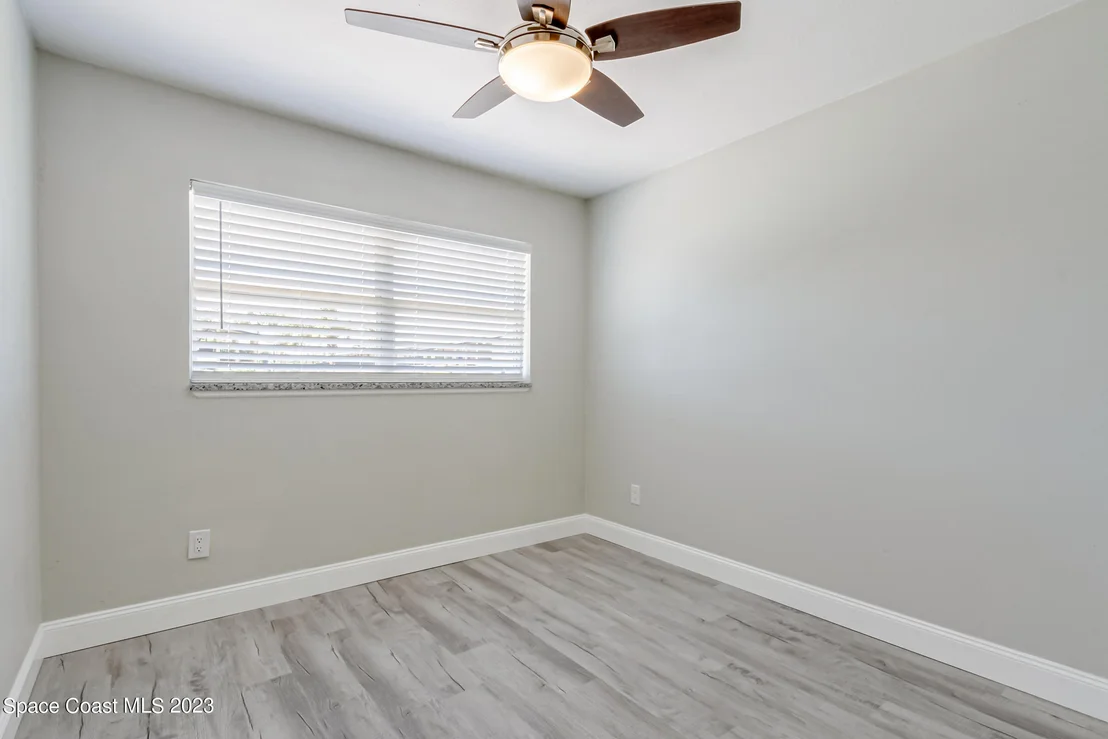 Photo of 1794 Dixon Boulevard