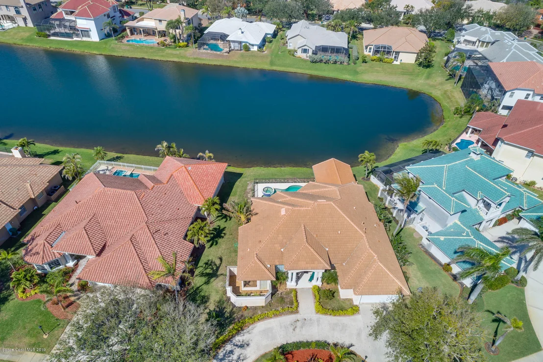 Photo of 330 Newport Drive