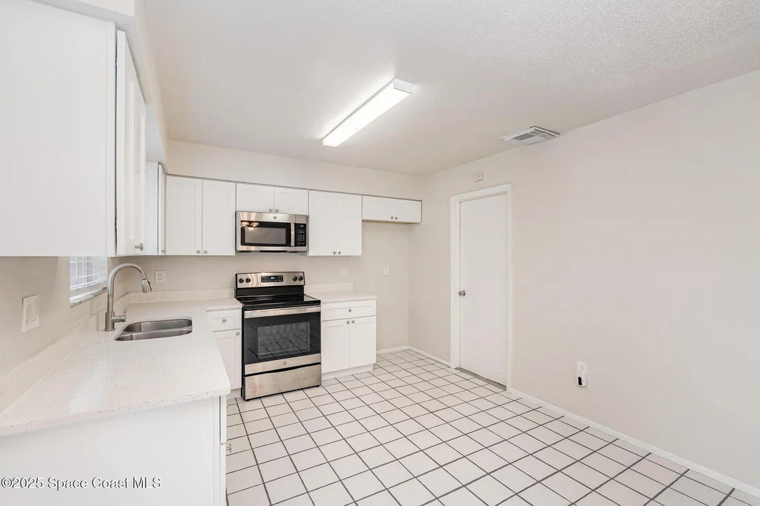 Photo of 1122 Manatee Drive