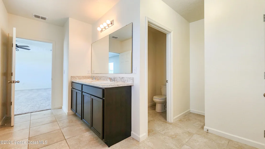 Photo of 422 Moray Drive
