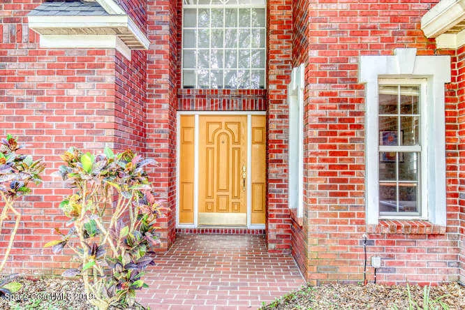Photo of 2241 Royal Oaks Drive