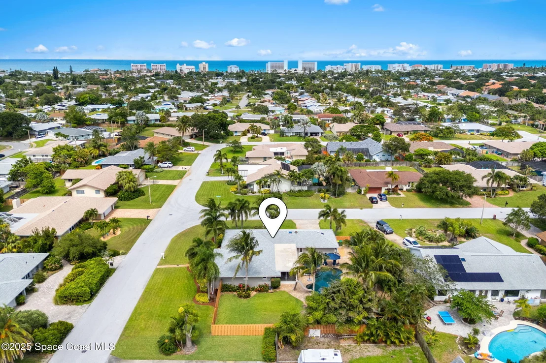 Photo of 565 Solitaire Palm Drive