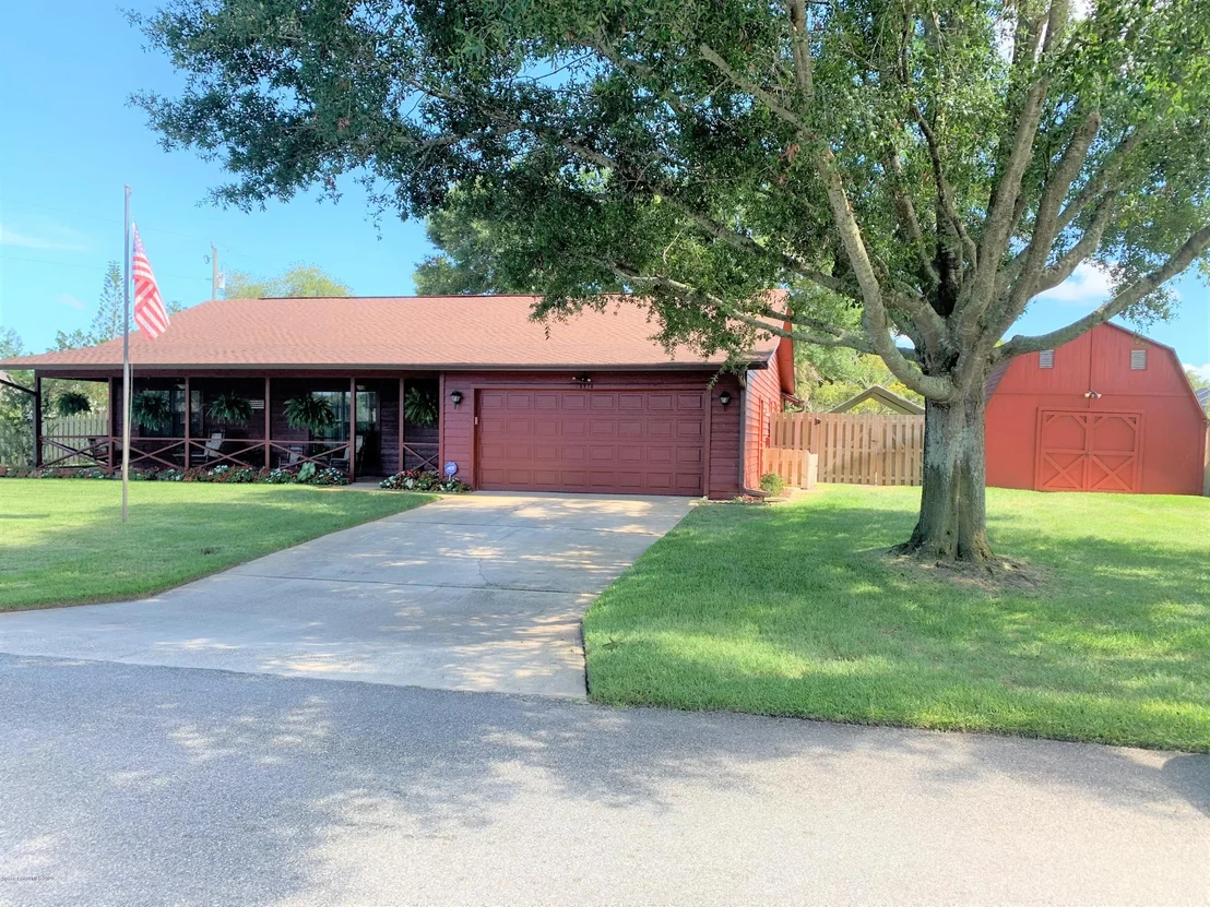 Photo of 5275 Devon Street