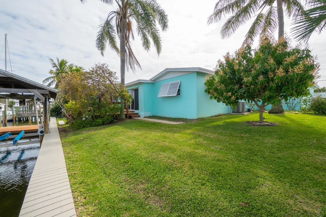 Photo of 453 Penguin Drive